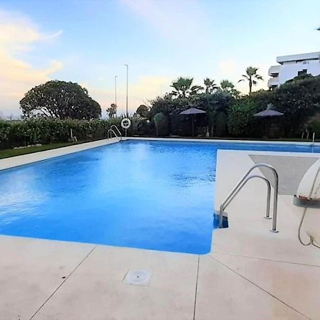 Belvilla By Oyo Camarate Golf Estepona Dış mekan fotoğraf