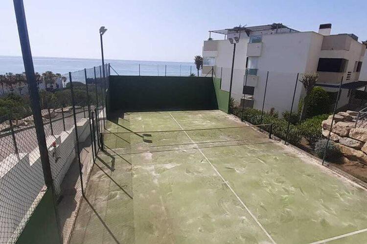 Belvilla By Oyo Camarate Golf Estepona Dış mekan fotoğraf